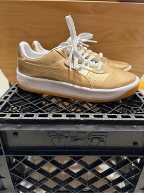 Puma Kids Metallic Gold Low-Top Sneakers with White Accents